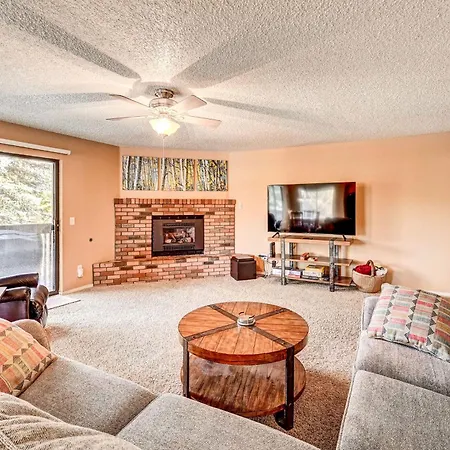 Flagstaff Condo With Balcony In Golf Community!